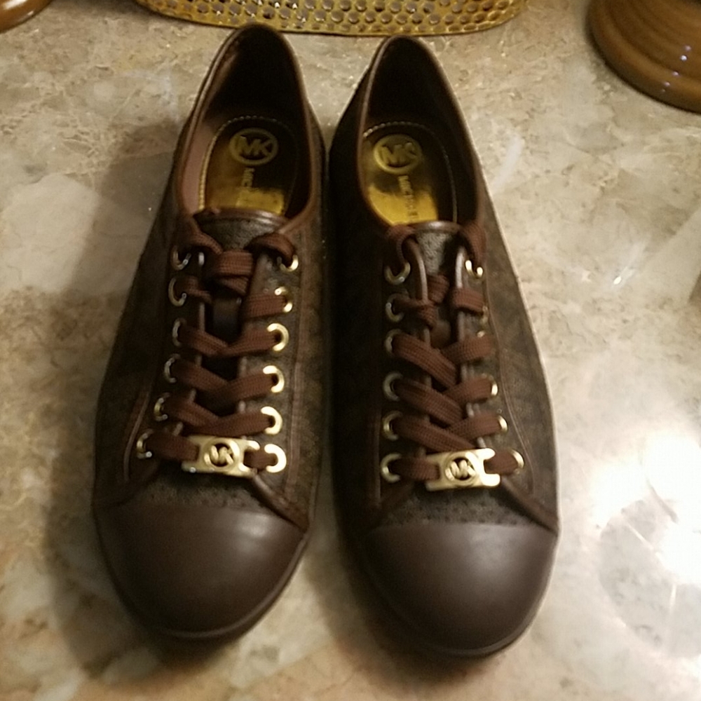 Designer tennis shoes